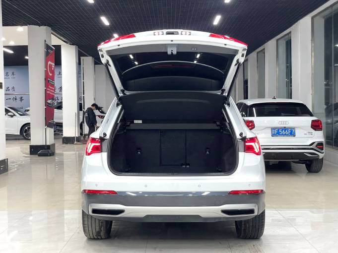 Audi Q3 2022 35 TFSI Fashion Elegant Type China VI Emission Standard | Арт. CN-11507 — изображение 12