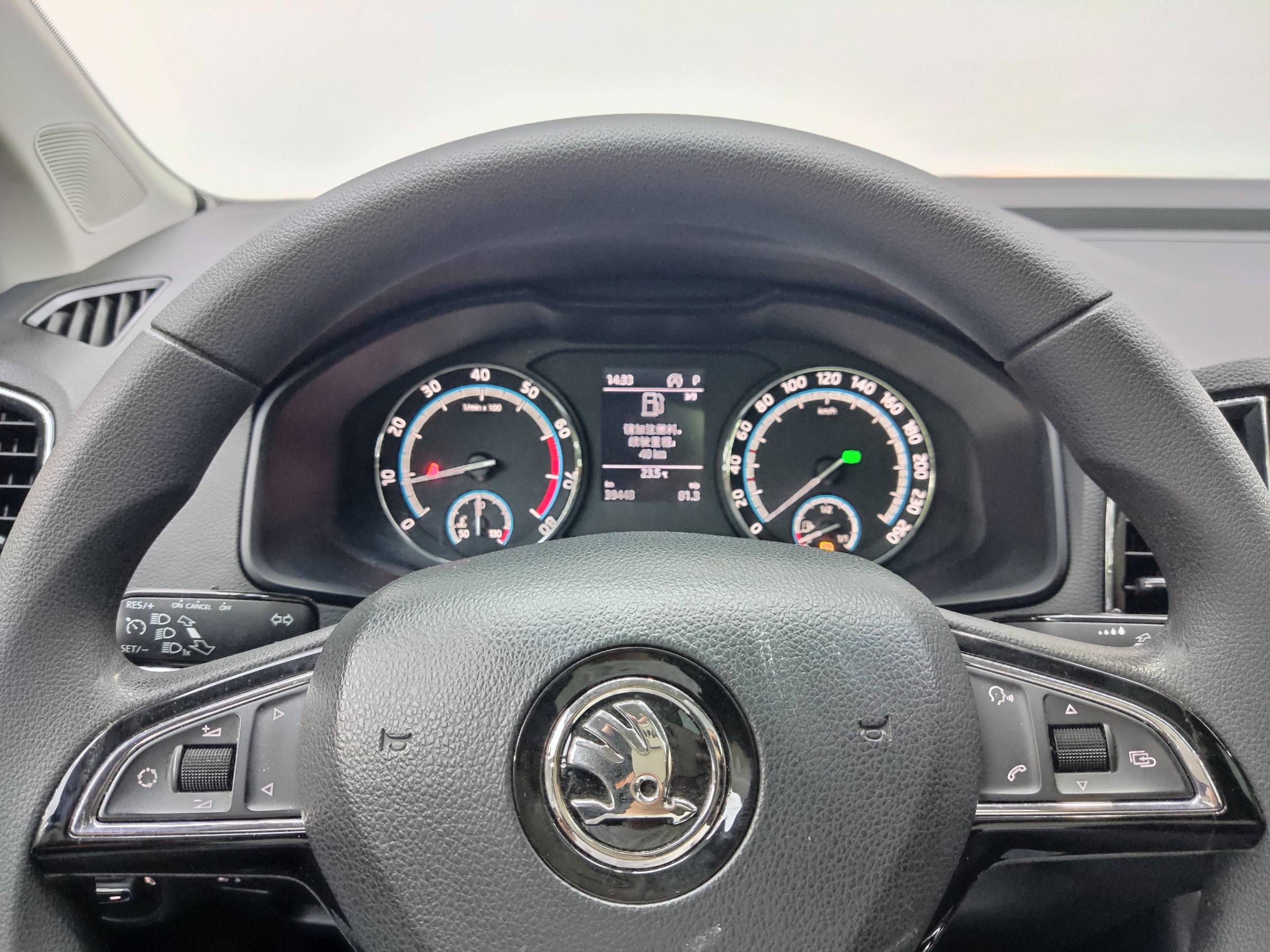 Skoda Karoq 2019 TSI280 Intelligent Mobility Premium Edition China VI Emission Standard | Арт. CN-10908 — изображение 10