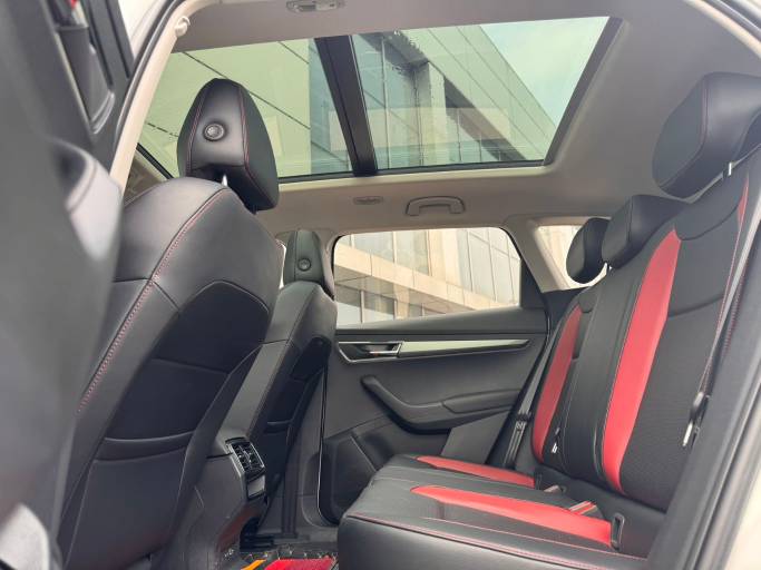 Skoda Karoq 2024 TSI280 Luxurious Enjoyment Edition | Арт. CN-11357 — изображение 5
