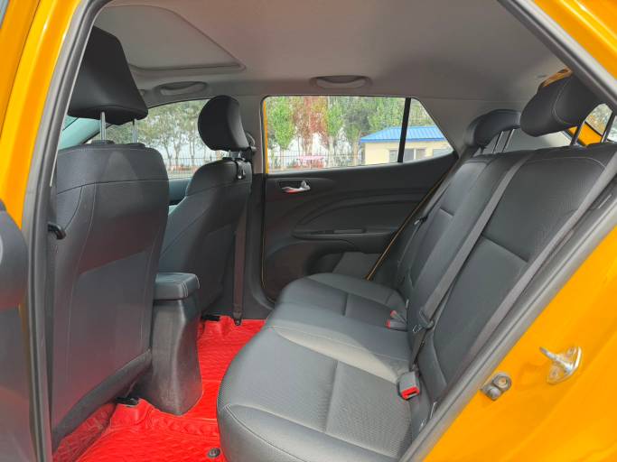 Kia Stonic 2021 1. 4L CVT Sunroof Model | Арт. CN-11158 — изображение 11