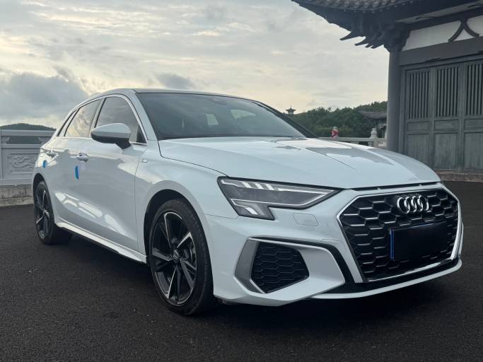Audi A3 2022 Sportback 35 TFSI Fashion Sport Edition | Арт. CN-11557 — изображение 5