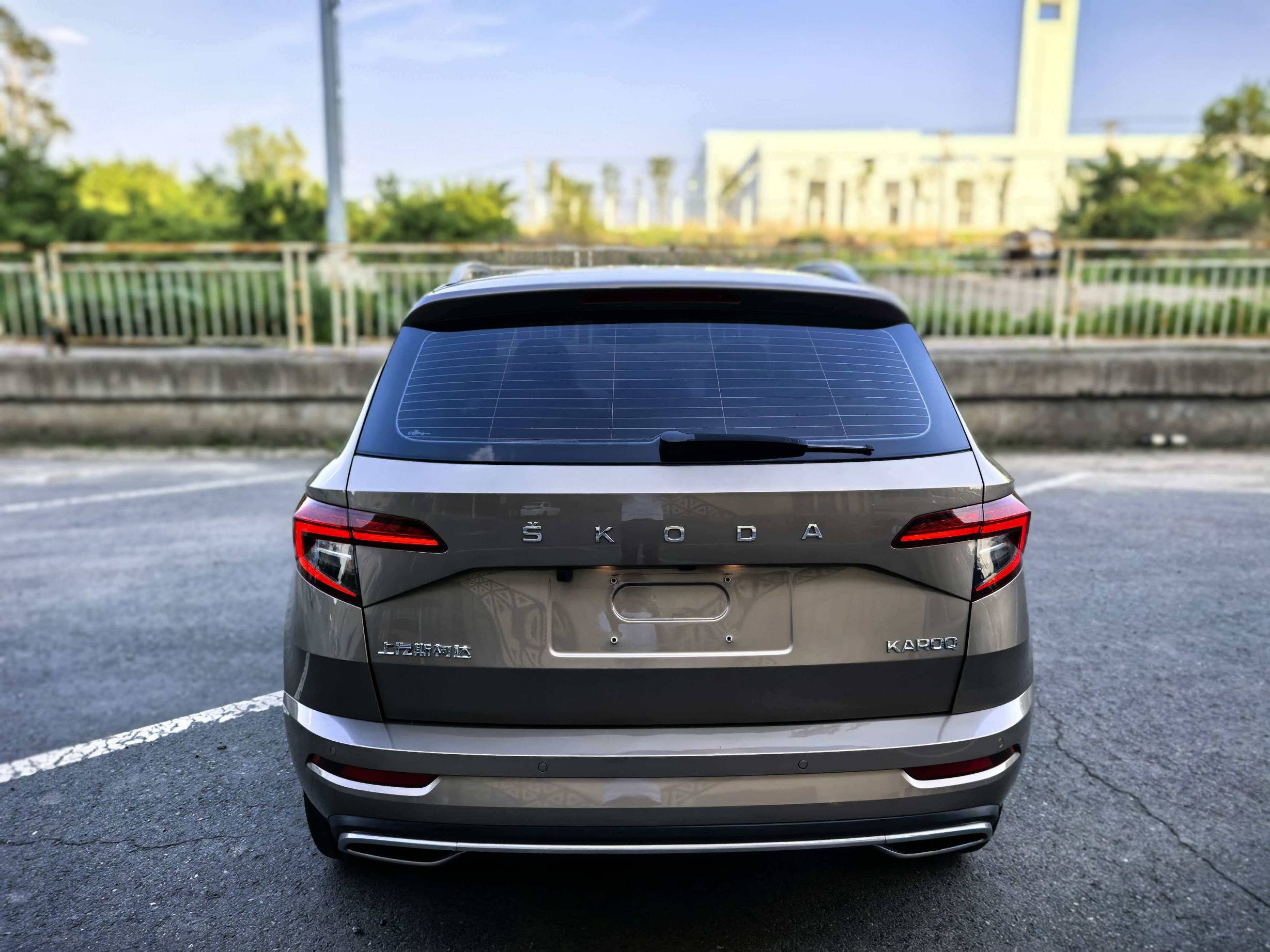 Skoda Karoq 2022 TSI280 Luxurious Enjoyment Edition | Арт. CN-11408 — изображение 9