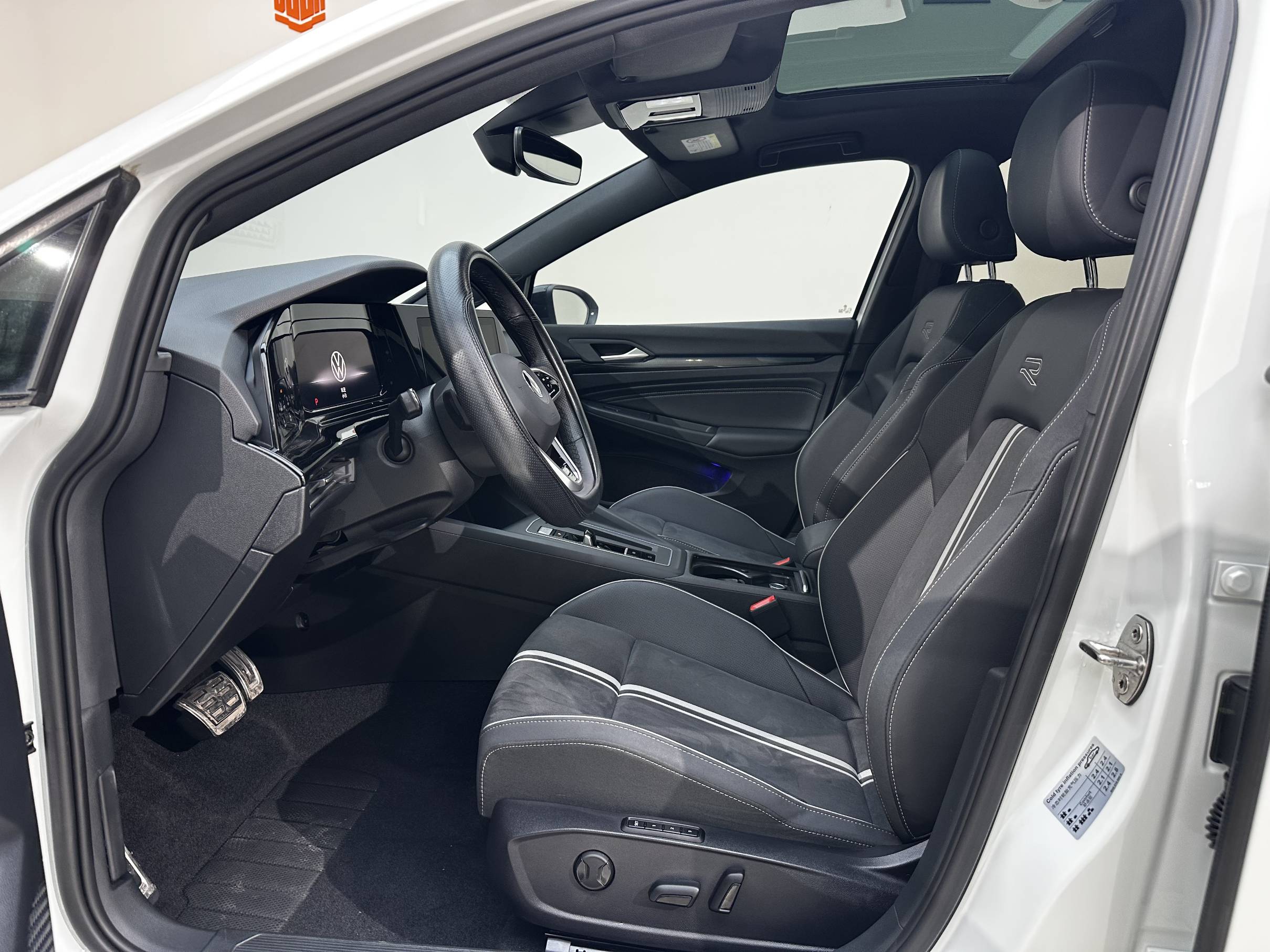 Volkswagen Golf 2021 280TSI DSG R-Line | Арт. CN-11113 — изображение 11