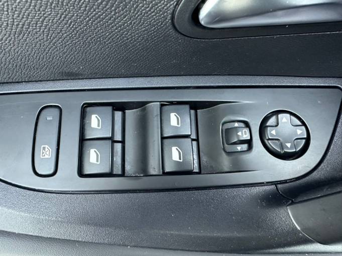 Dongfeng Peugeot 2008 22 230THP THE ONE | Арт. CN-11133 — изображение 21