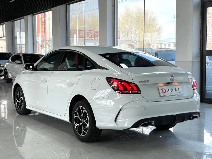SAIC Maxus MG5 2022 180DVVT CVT Youth Luxury Edition | Арт. CN-11043 — изображение 3