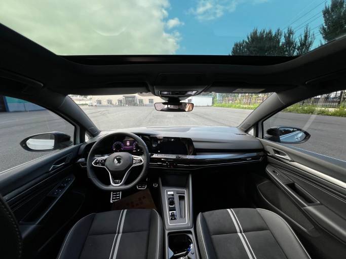 Volkswagen Golf 2021 280TSI DSG R-Line | Арт. CN-11568 — изображение 9