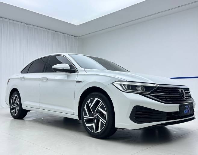 Volkswagen Sagitar 2023 280TSI DSG Surpass Edition | Арт. CN-11608 — изображение 3
