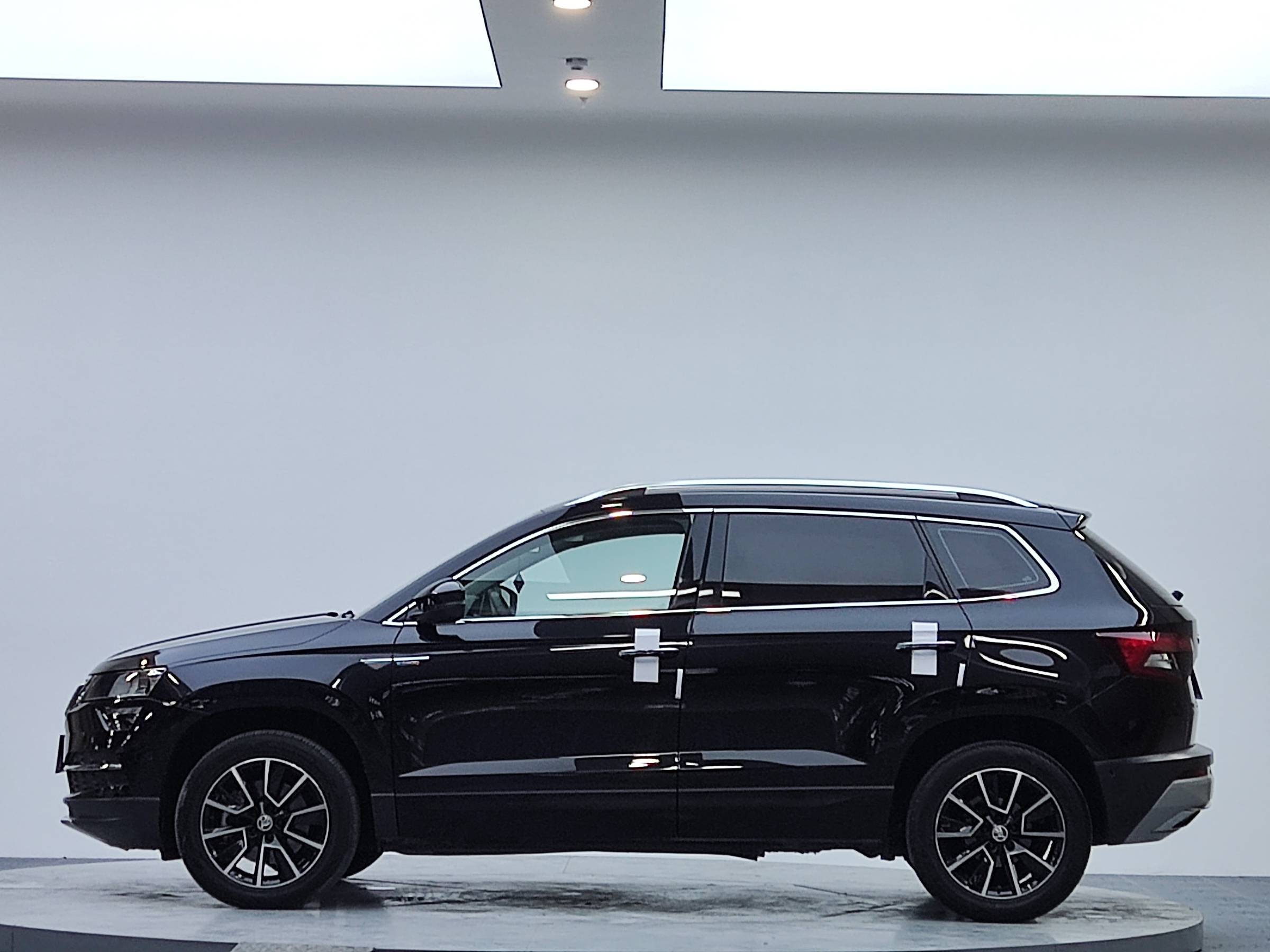 Skoda Karoq 2019 TSI280 Intelligent Mobility Premium Edition China VI Emission Standard | Арт. CN-10908 — изображение 15