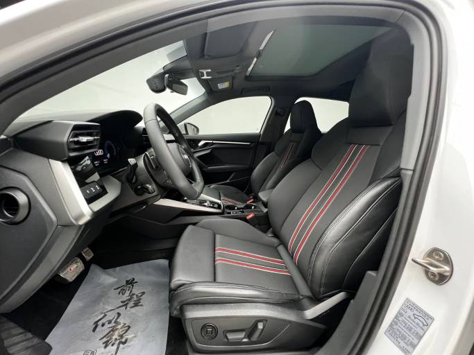 Audi A3 2022 Sportback 35 TFSI Fashion Sport Edition | Арт. CN-9993 — изображение 10