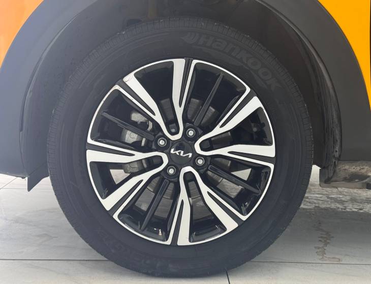 Kia Stonic 2021 1. 4L CVT Fun Enjoyment Sunroof Model | Арт. CN-11589 — изображение 16