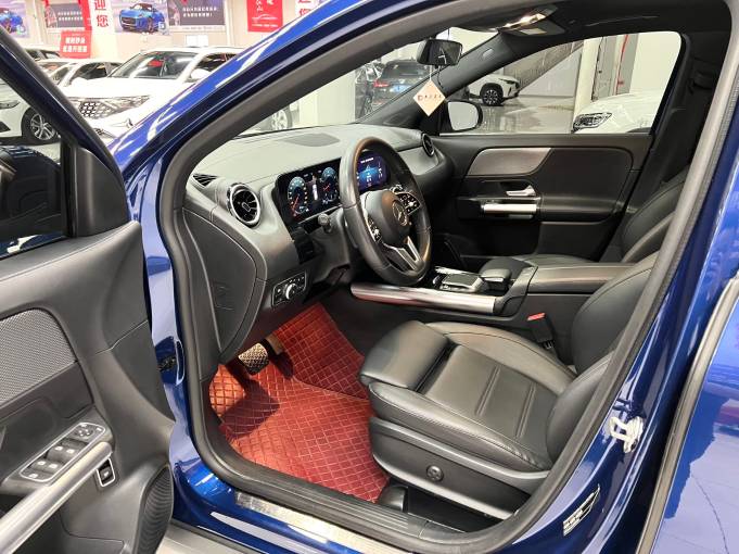 Benz GLA 2022 Mercedes -Benz GLA 180 | Арт. CN-11062 — изображение 8
