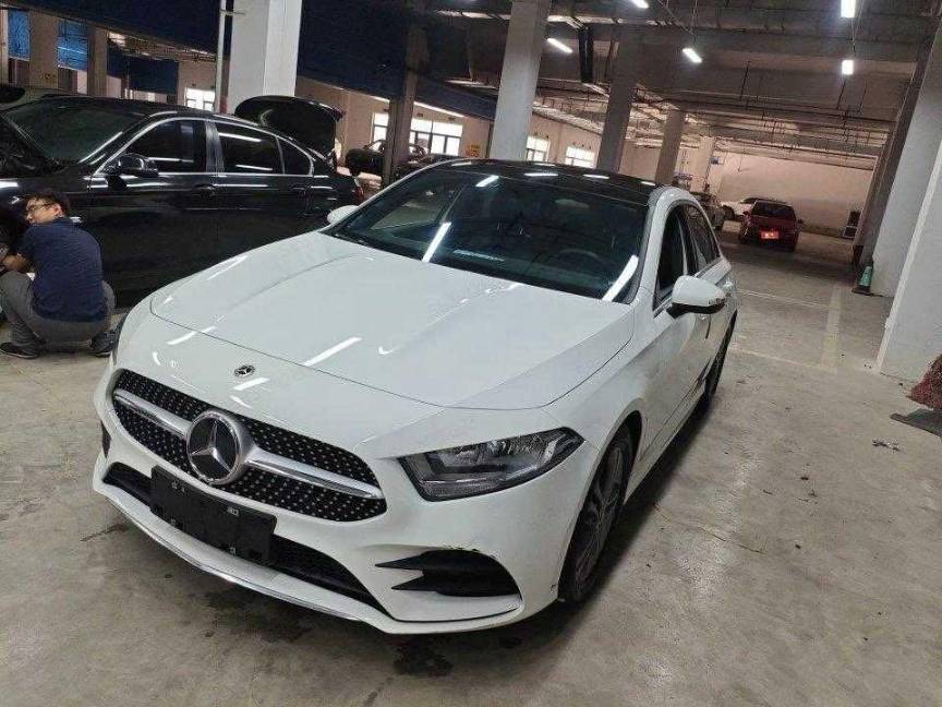 Benz Level A 2022 Facelift A 180 L Sports Sedan | Арт. CN-11422