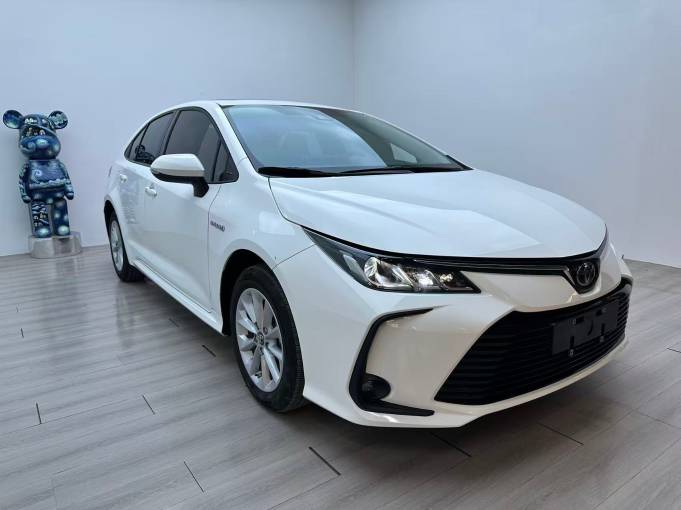 Toyota Corolla 2021 Hybrid 1. 8L E-CVT Elite Edition | Арт. CN-11460 — изображение 3