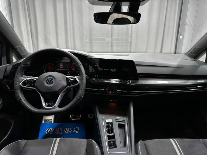 Volkswagen Golf 23 Volkswagen Golf 280TSI DSG R-Line Lite | Арт. CN-11126 — изображение 13