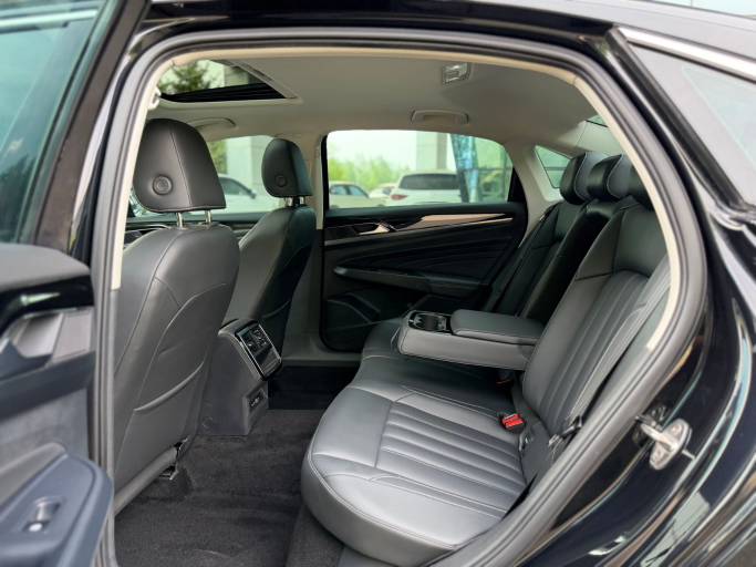 Volkswagen Passat 2023 Money 280TSI Business Edition | Арт. CN-11453 — изображение 7