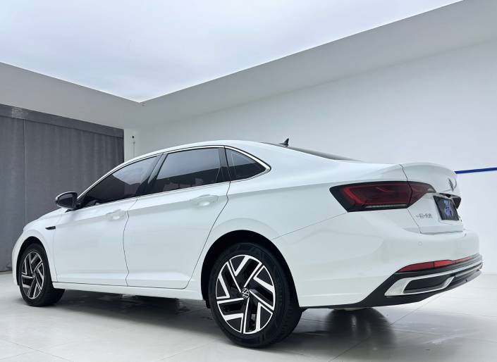 Volkswagen Sagitar 2023 280TSI DSG Surpass Edition | Арт. CN-11608 — изображение 9