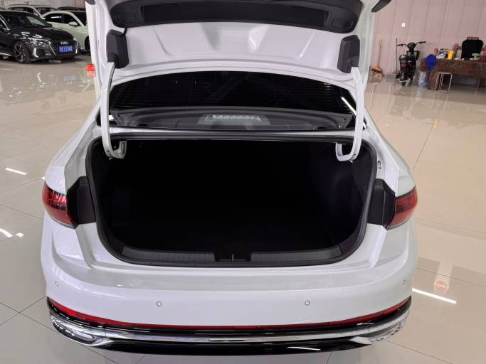 Volkswagen Sagitar 2023 280TSI DSG Transcendent Edition | Арт. CN-11586 — изображение 18