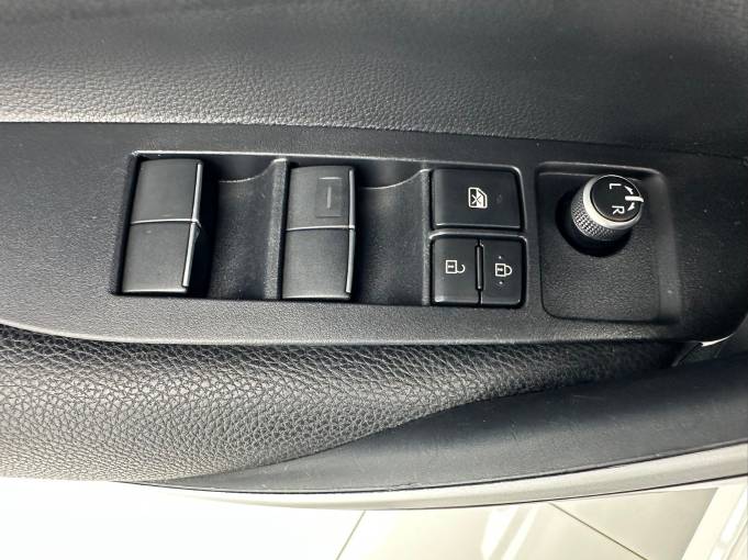 Toyota Corolla 2021 Hybrid 1. 8L E-CVT Elite Edition | Арт. CN-11542 — изображение 16