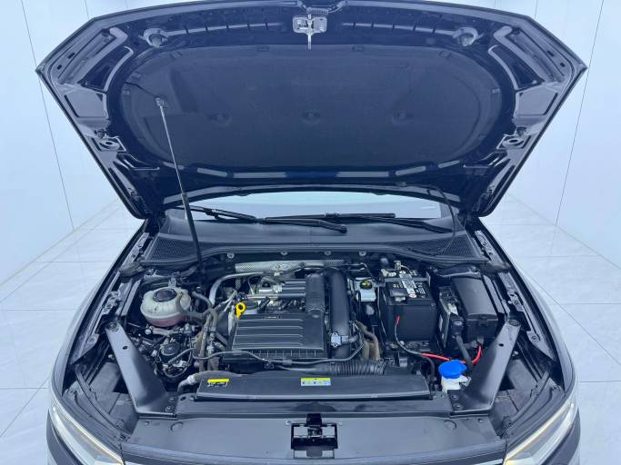 Volkswagen Magotan 2023 280TSI DSG Comfort Model(2 Million Vehicles Anniversary Edition) | Арт. CN-11515 — изображение 9