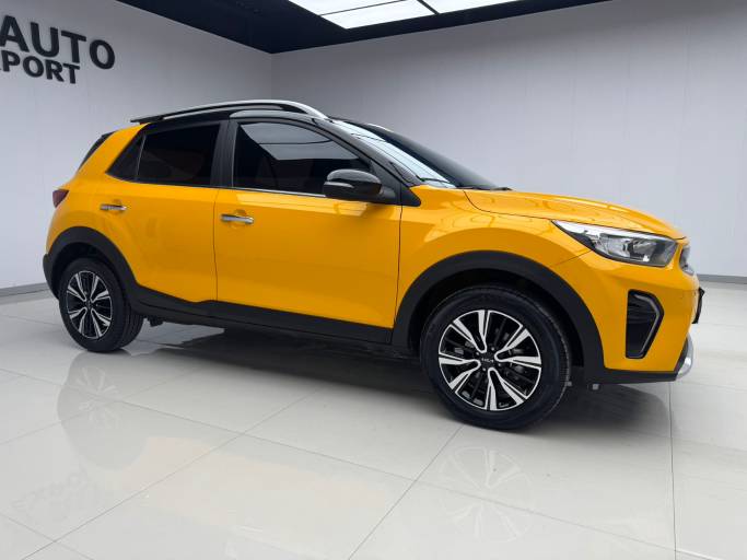 Kia Stonic 2021 1. 4L CVT Sunroof Model | Арт. CN-11354