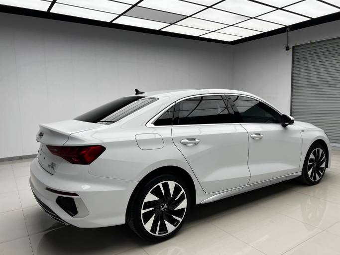 Audi A3L 2023 A3L Limousine 35 TFSI Fashion Sport Edition | Арт. CN-11177 — изображение 6