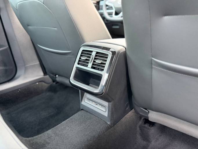 Volkswagen Passat 2023 Money 280TSI Business Edition | Арт. CN-11453 — изображение 13