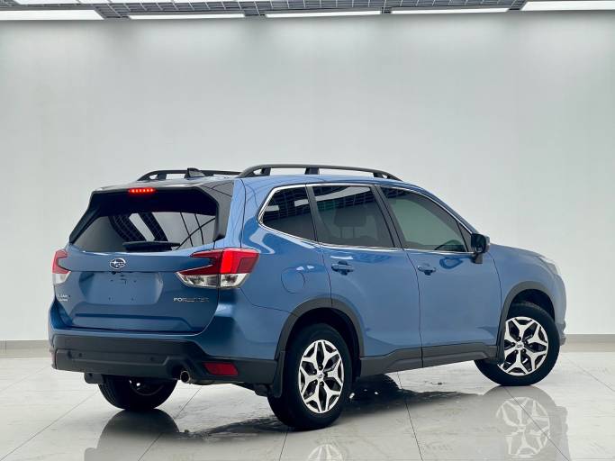 Subaru Forester 2024 2. 0i AWD Luxury Edition | Арт. CN-11527 — изображение 2