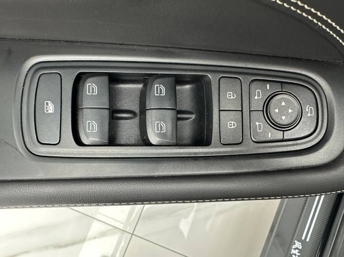 Jetour X70 PLUS 2021 Facelift 1. 5T DCT Mountain PRO Edition 7 seats | Арт. CN-11371 — изображение 14