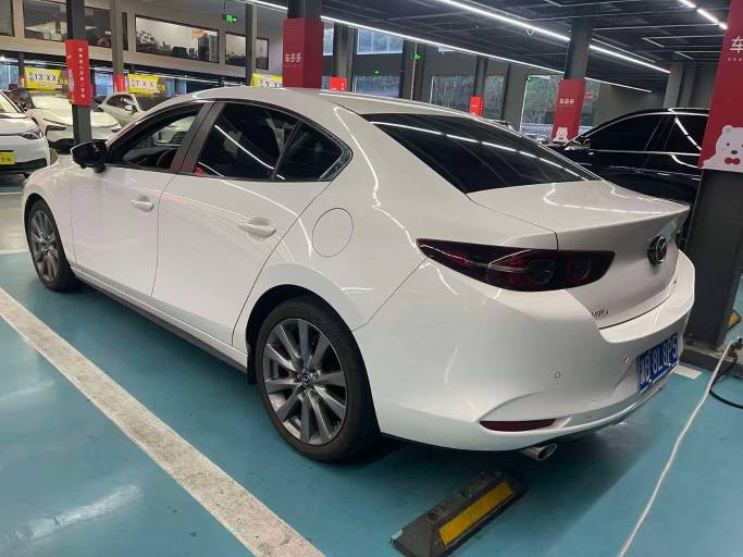 Mazda3 Axela 2023 2. 0L Automatic Quality | Арт. CN-11403 — изображение 3