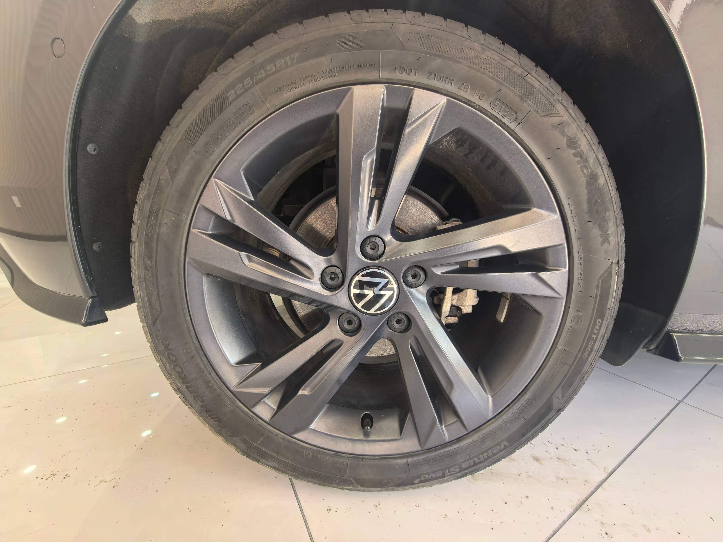 Volkswagen Golf 2023 Facelift 280 TSIDSG R-Line Lite | Арт. CN-11583 — изображение 19