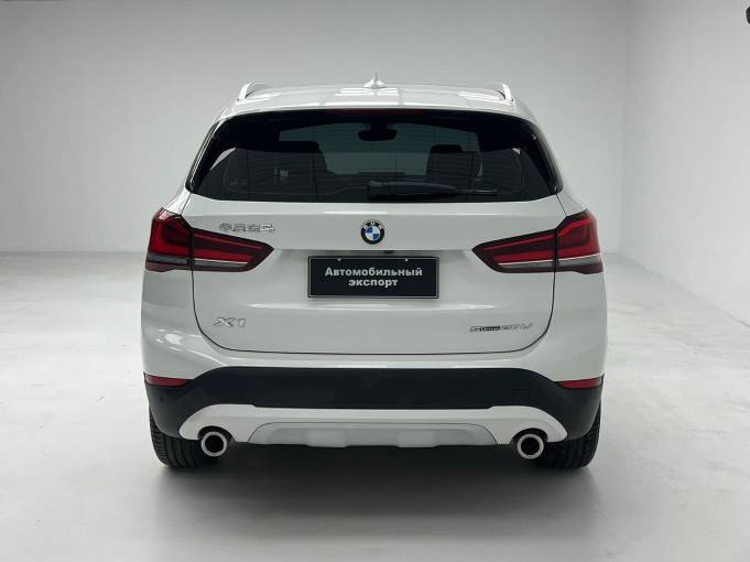 BMW X1 2022 sDrive20Li Fashion Model | Арт. CN-11022 — изображение 10