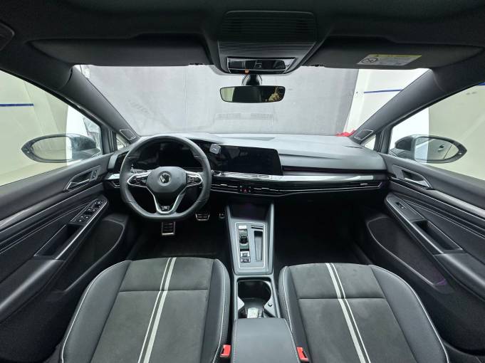 Volkswagen Golf 2023 modified 280TSI DSG R-Line Lite | Арт. CN-11145 — изображение 11