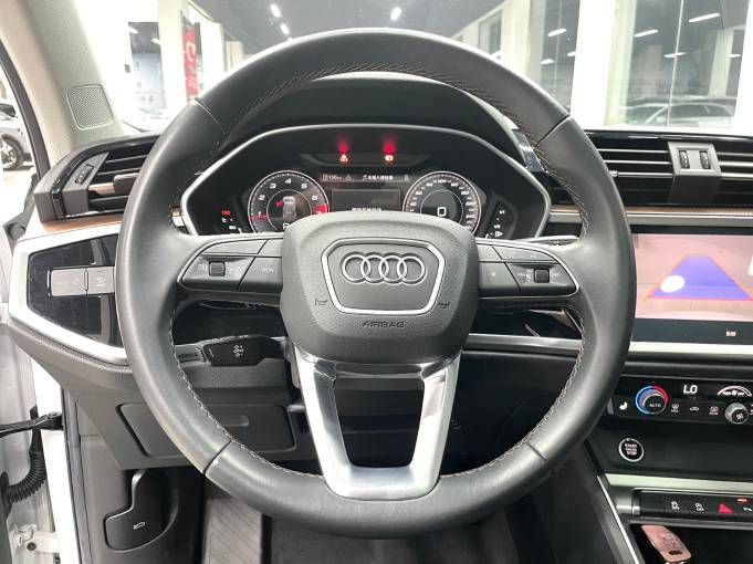 Audi Q3 2022 35 TFSI Fashion Elegant Type China VI Emission Standard | Арт. CN-11507 — изображение 20