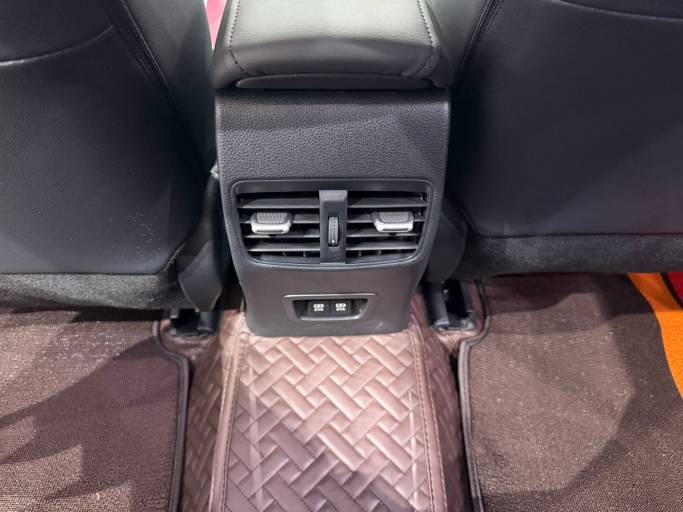 Toyota Corolla 2021 TNGA 1. 5L CVT GR SPORT Edition | Арт. CN-11538 — изображение 17